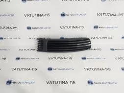 Решітка бампера R - KH9539996