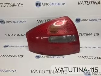 Ліхтар задній L червоно-димч. (дефект)