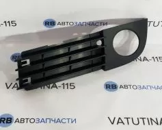 Решітка бампера L