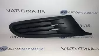 Решітка бампера R без отв. пр/тум. (-GTI) - 5K0853666A9B9