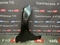 Крило R - 5E0821106C