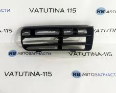 Решітка бампера R - 1J0853666EB41