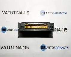 8L0820043D фото 11525