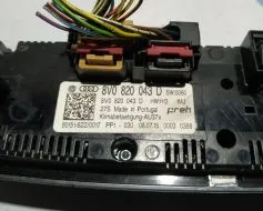 8V0820043D фото 10755